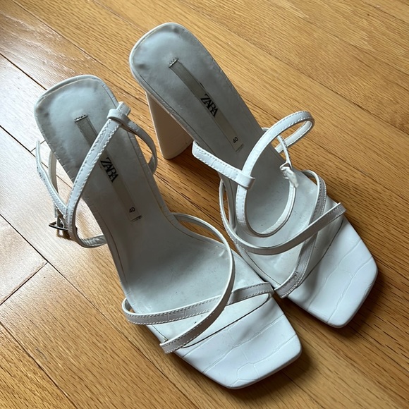 Zara Heels - Picture 1 of 4